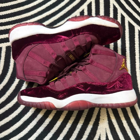 Red Velvet Jordan 11 Air Jordan 11 Retro GG Heiress Velvet 'Night